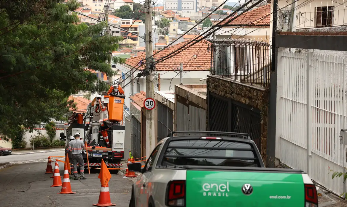 Justiça suspende processo que ameaça concessão da Enel em SP