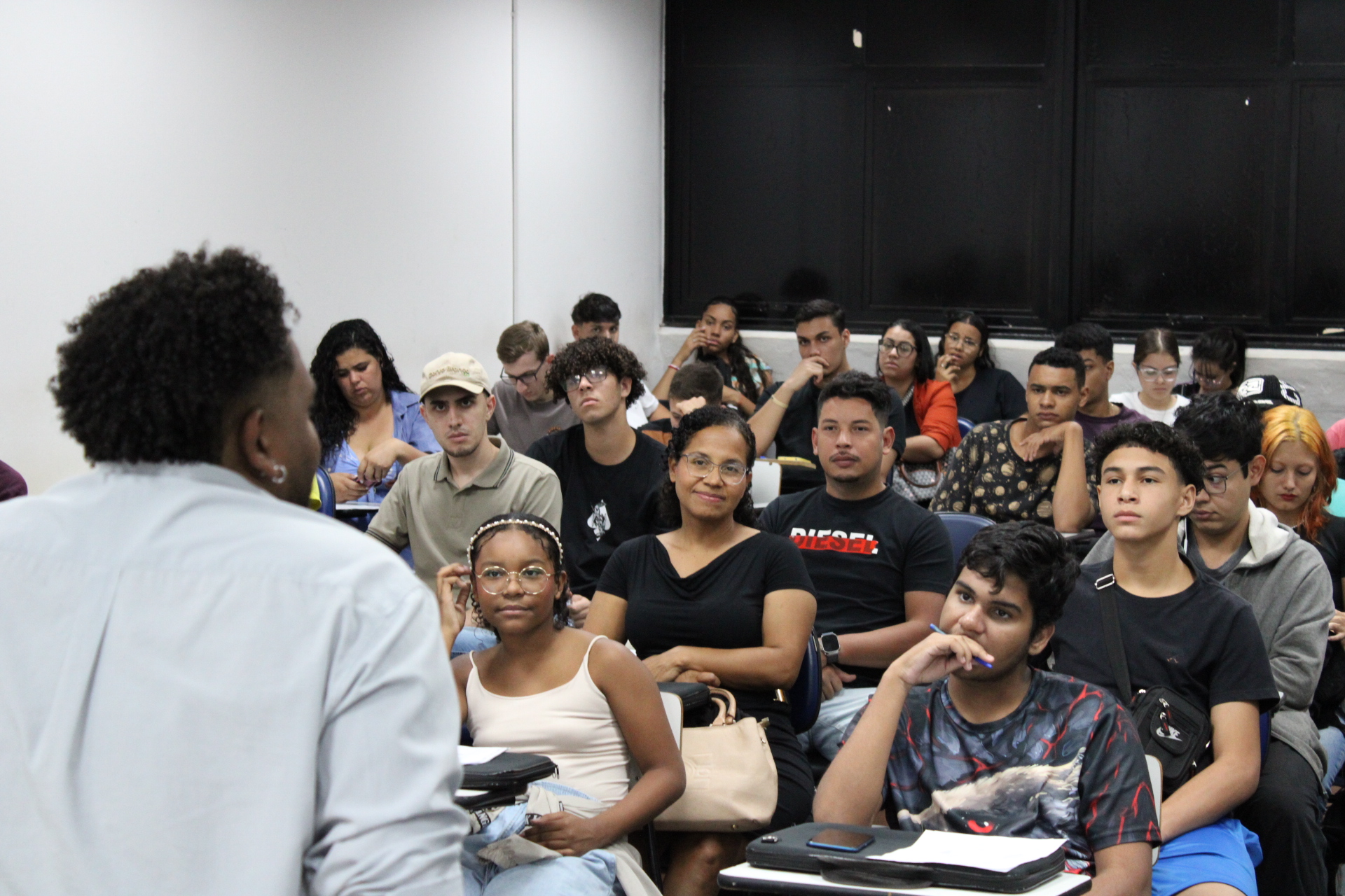 Sejuv oferece curso de Tráfego Pago para jovens em Campo Grande