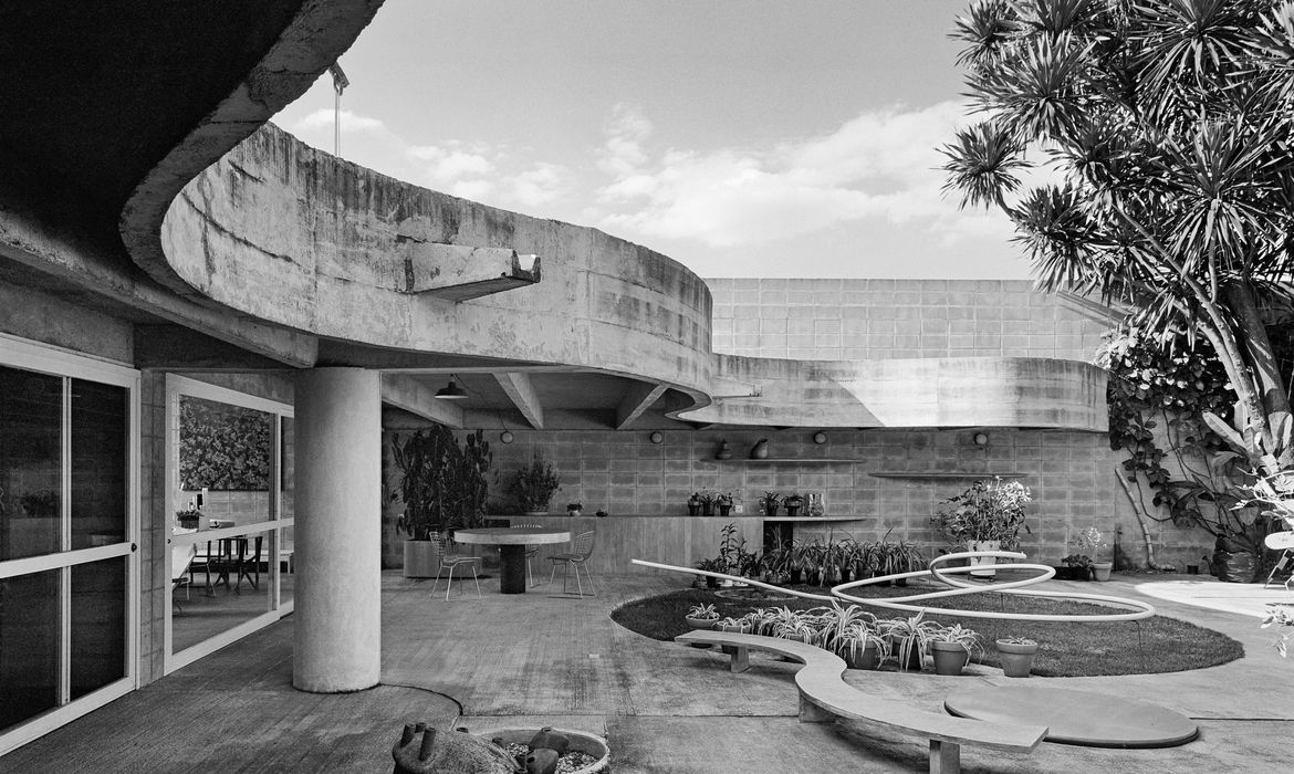 Exposição inaugura Casa-ateliê Tomie Ohtake com obras de Ruy Ohtake