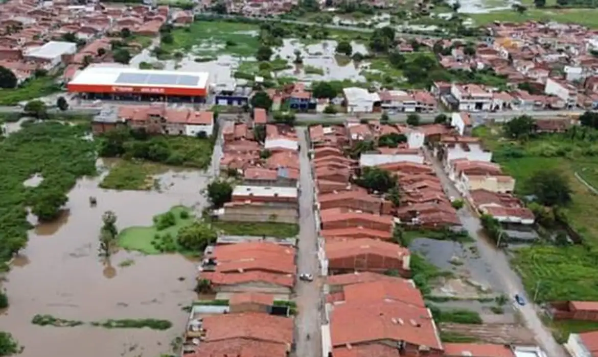 Inmet alerta para chuvas fortes no Norte e Nordeste neste fim de semana