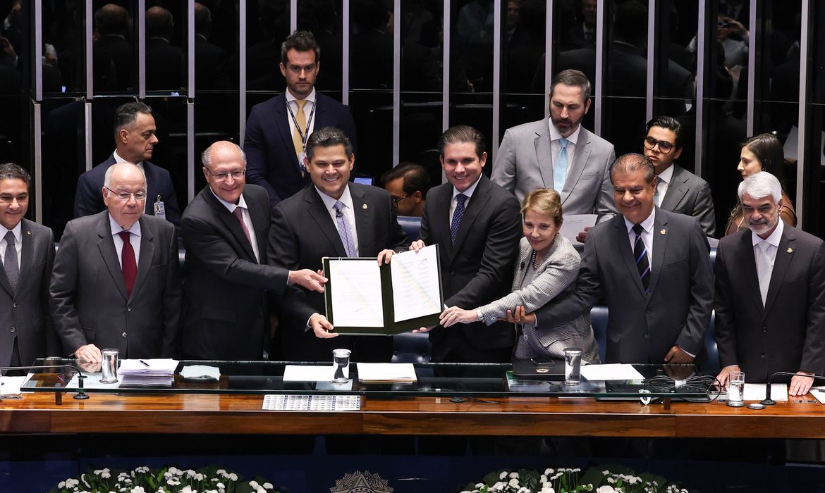 Congresso promulga acordo de livre comércio Mercosul-União Europeia