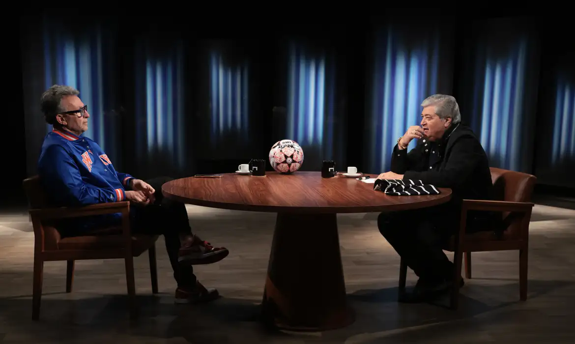 Na Mesa com Datena entrevista Craque Neto em programa especial