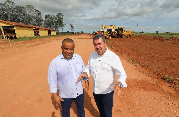 Governo inicia pavimentação da MS-244 e entrega obras em Corguinho