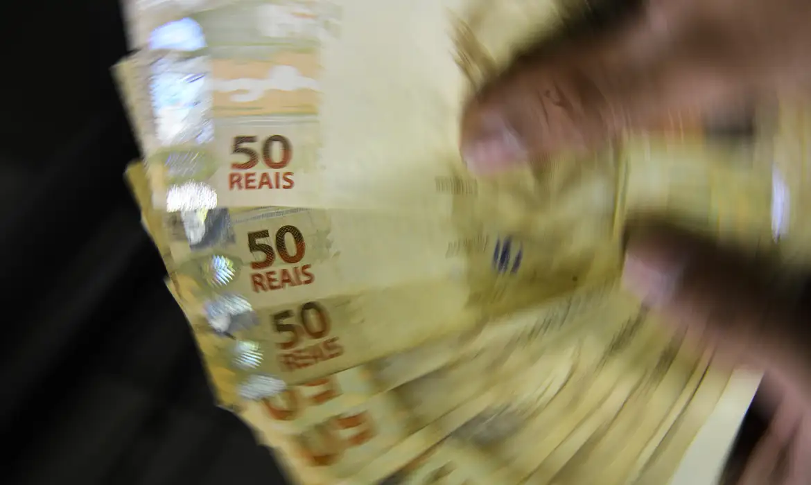 Poupança registra saída líquida de R$ 11,1 bilhões em março de 2024