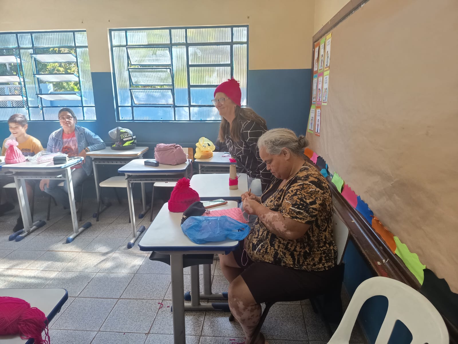 Curso de Crochê da Semu Capacita 30 Mulheres em Campo Grande