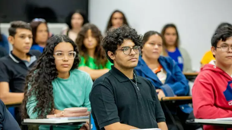 Curso Gratuito de Oratória em Campo Grande: Inscrições Abertas para Jovens