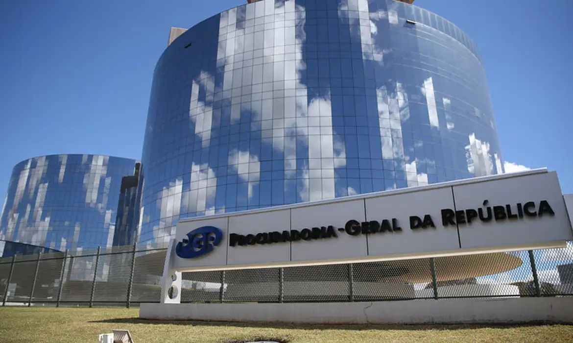 PGR apoia validade de norma que proíbe assistolia fetal no Brasil