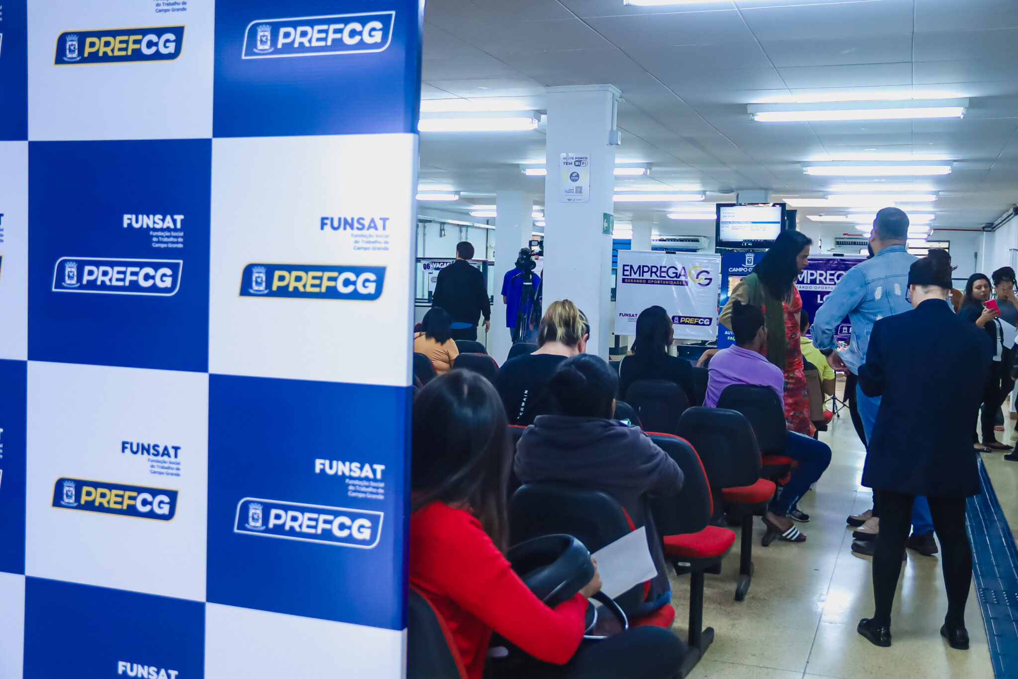 Funsat oferece mais de 1.100 vagas de emprego em Campo Grande