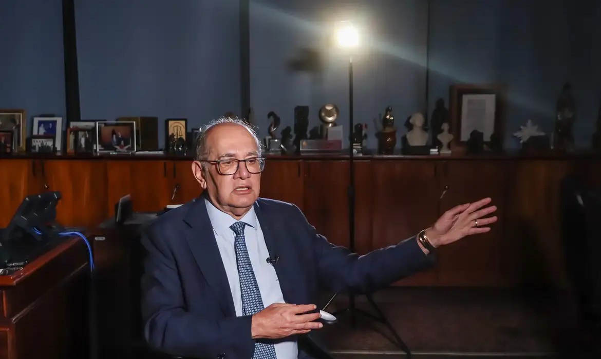 Ministros do STF condenam vazamento de conversas sigilosas de banqueiro