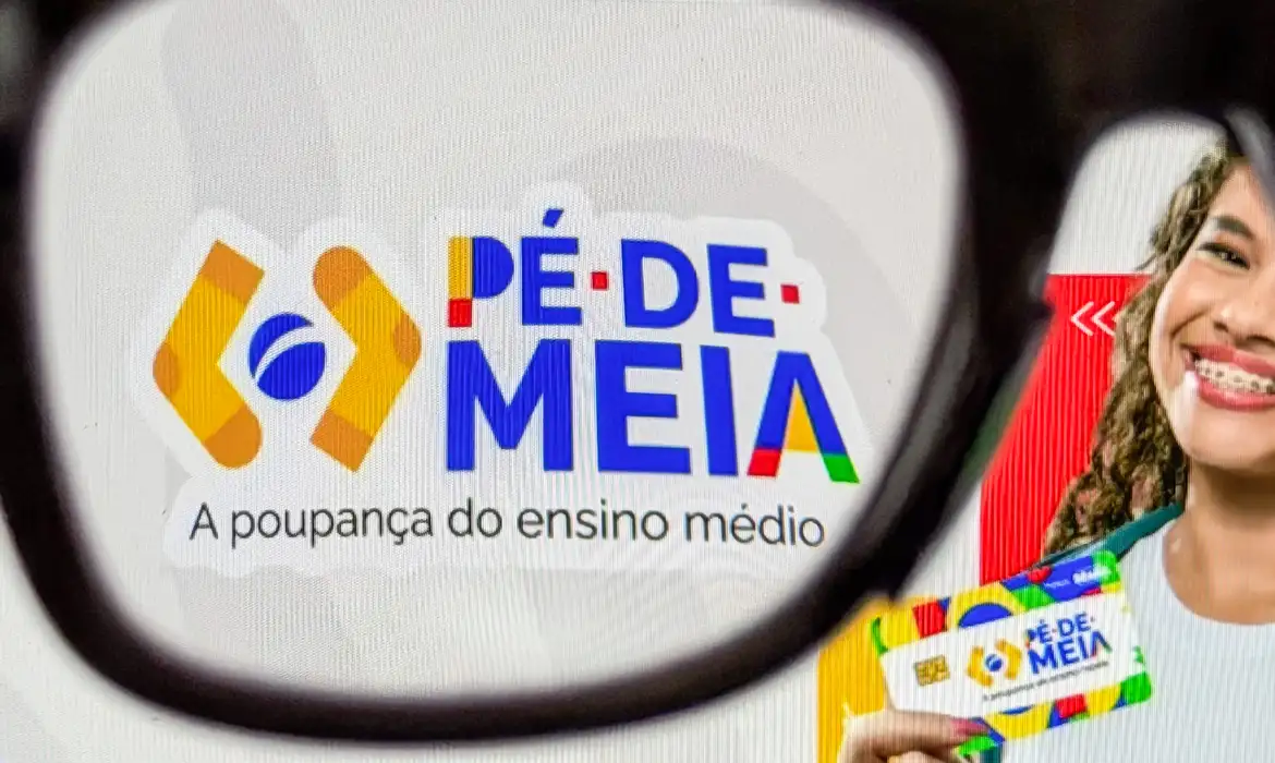 Pé-de-Meia 2026 inicia pagamento da primeira parcela para estudantes