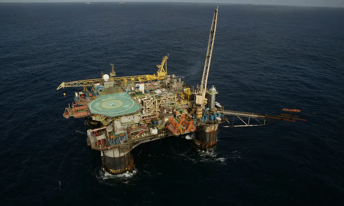 Petrobras retoma total controle de campos na Bacia de Campos por US$ 450 mi