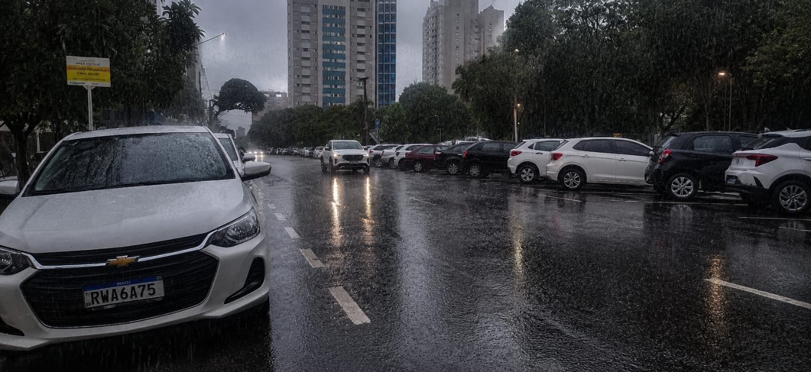 Defesa Civil de Campo Grande emite alerta amarelo por risco de tempestades