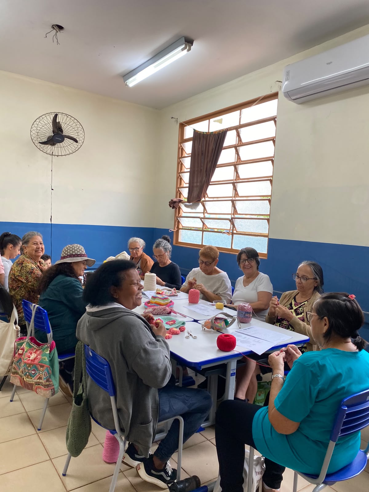 Curso de Crochê Capacita 14 Mulheres e Promove Empoderamento no Estrela Dalva