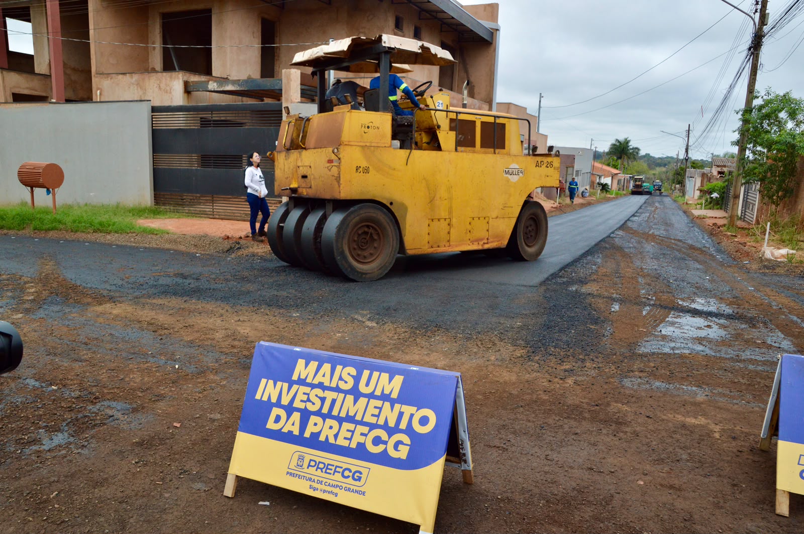 Jardim das Perdizes recebe asfalto em dez ruas de Campo Grande