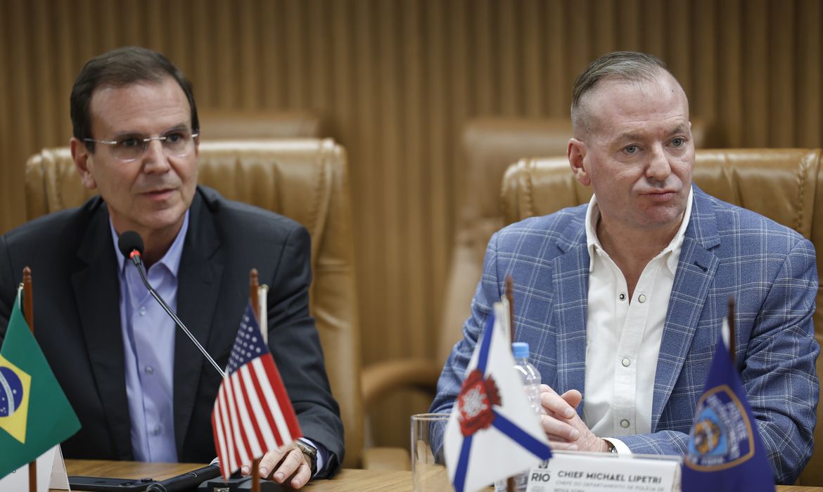 Rio planeja Força Municipal armada inspirada em modelo de Nova York