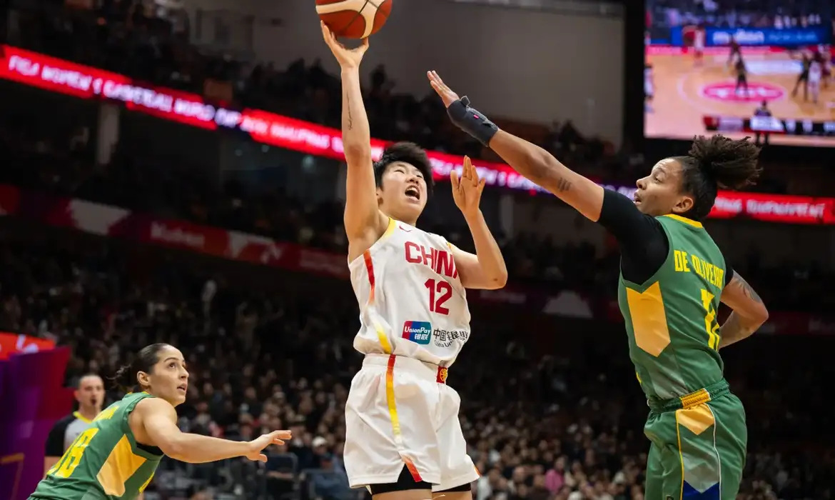 Brasil fica fora do Mundial feminino de basquete pela terceira vez