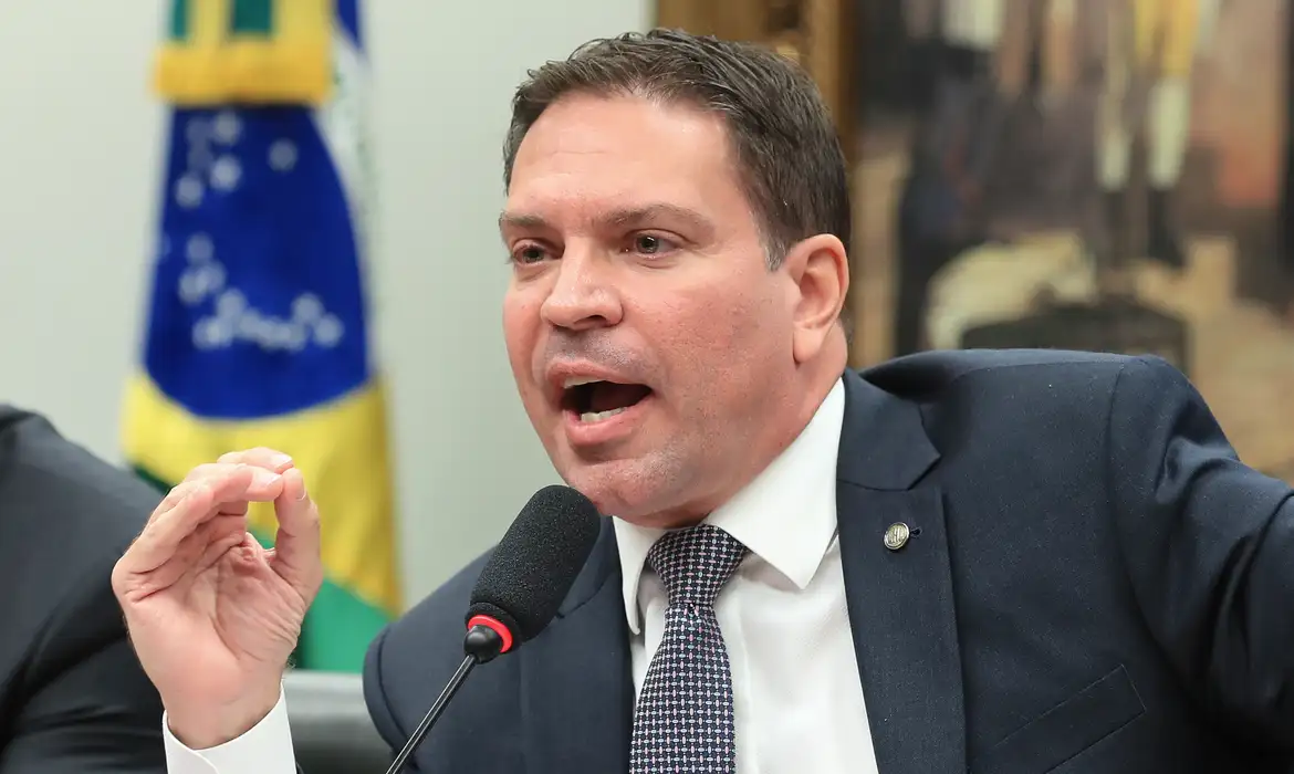 PF confirma prisão de Alexandre Ramagem em Orlando por cooperação com EUA