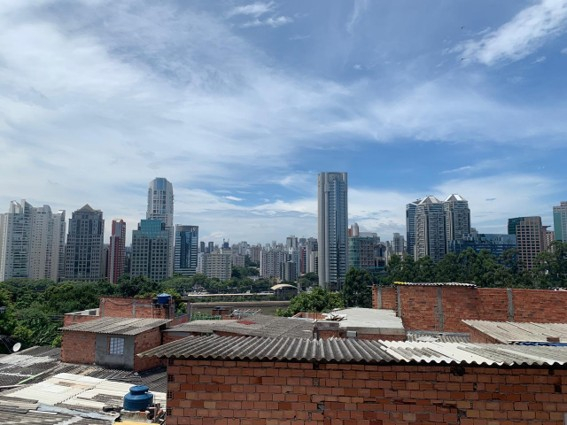 Desindustrialização e Políticas Públicas Transformam Urbanização no Brasil