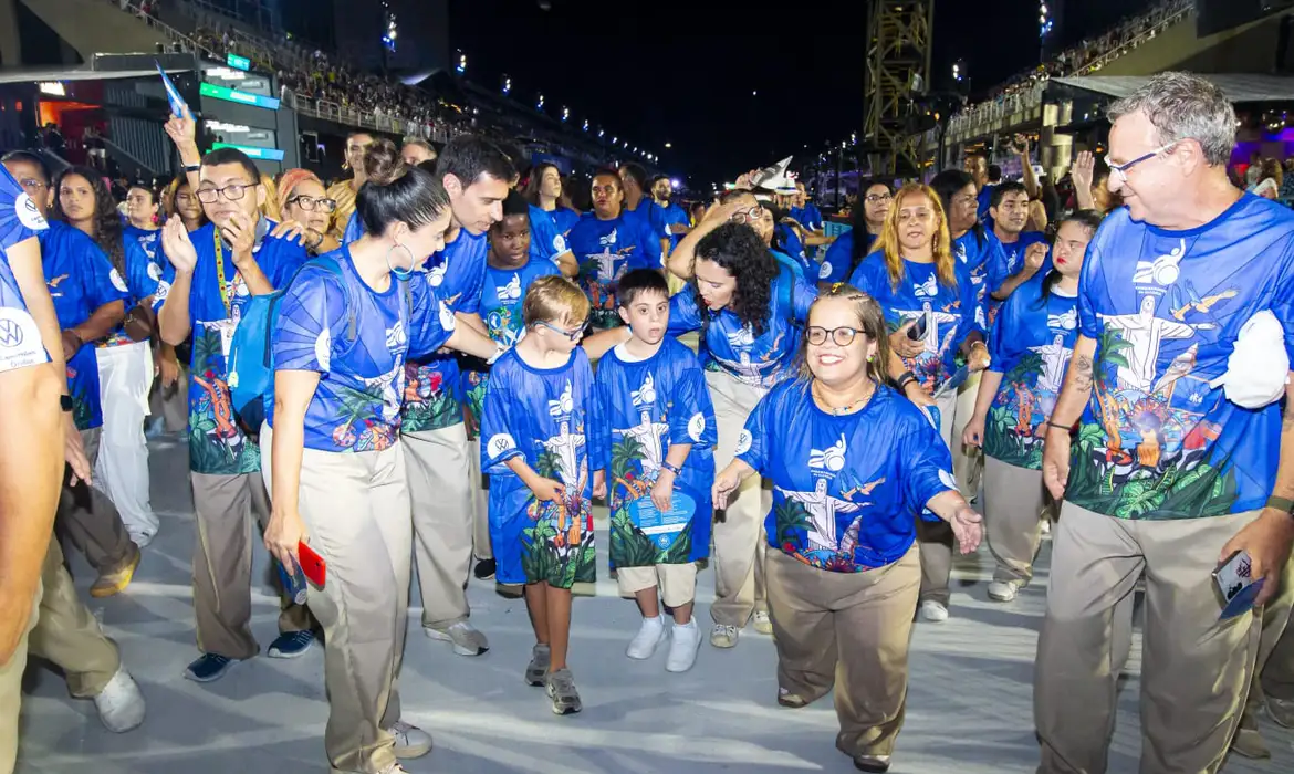 Carnaval do Rio 2026 celebra inclusão com escola de samba para deficientes