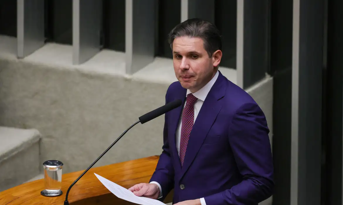 Câmara pode votar ainda hoje o PL Antifacção, diz Motta