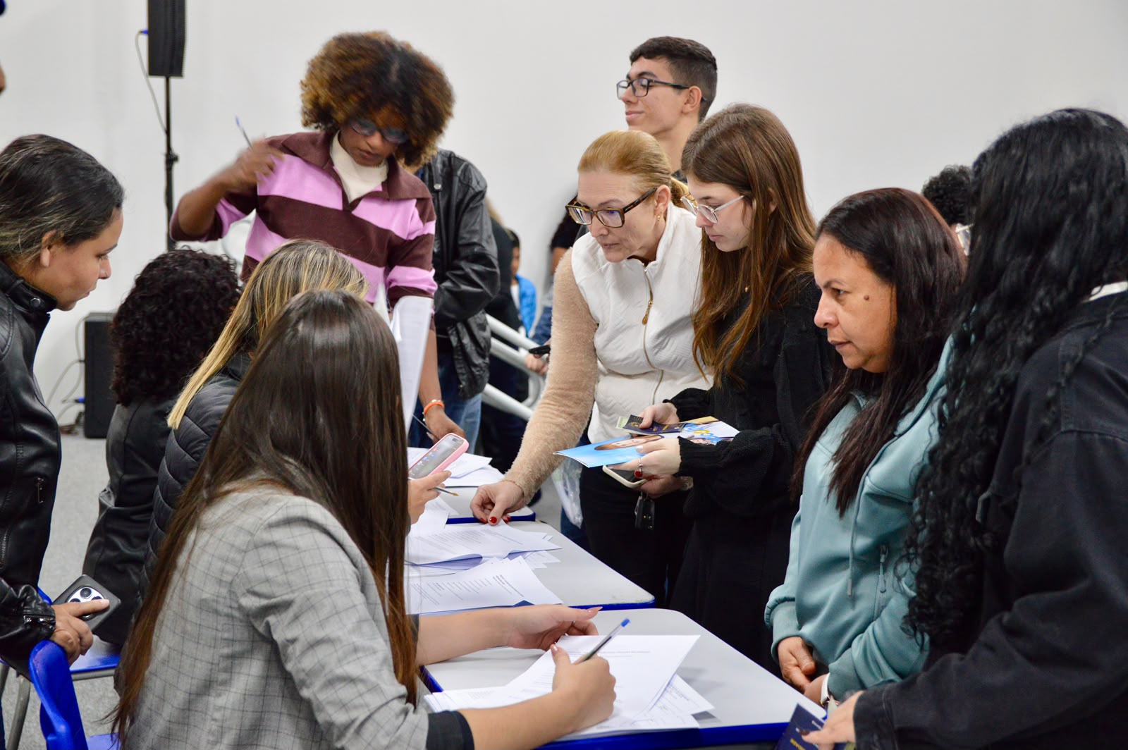 AprovaJuv: cursinho gratuito prepara jovens para o Enem em Campo Grande