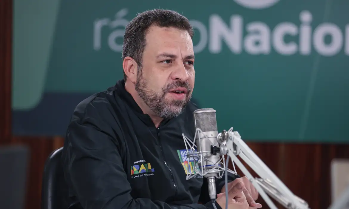 Governo prioriza fim da escala 6x1 e direitos de trabalhadores de aplicativos