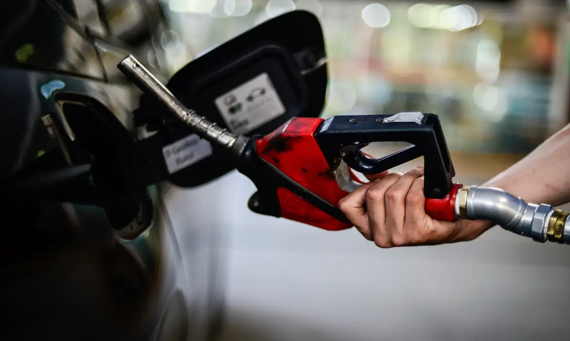 Reajuste do diesel expõe fragilidades do mercado brasileiro, diz FUP