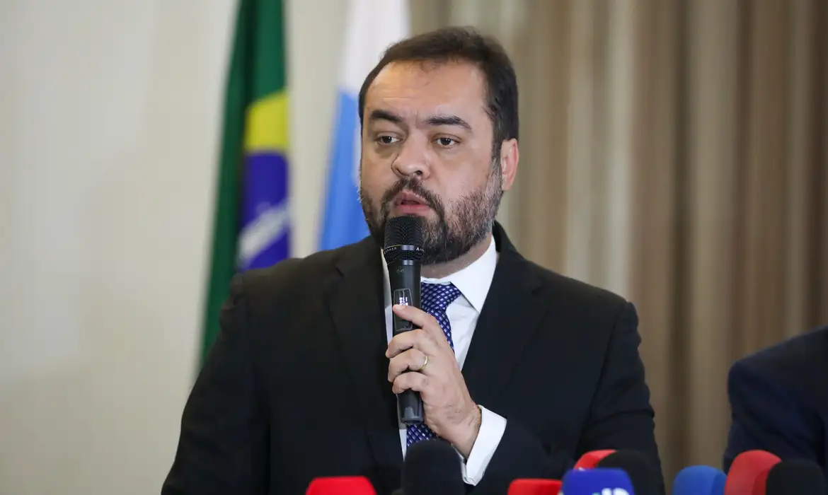 TSE retoma julgamento sobre possível cassação de governador do Rio